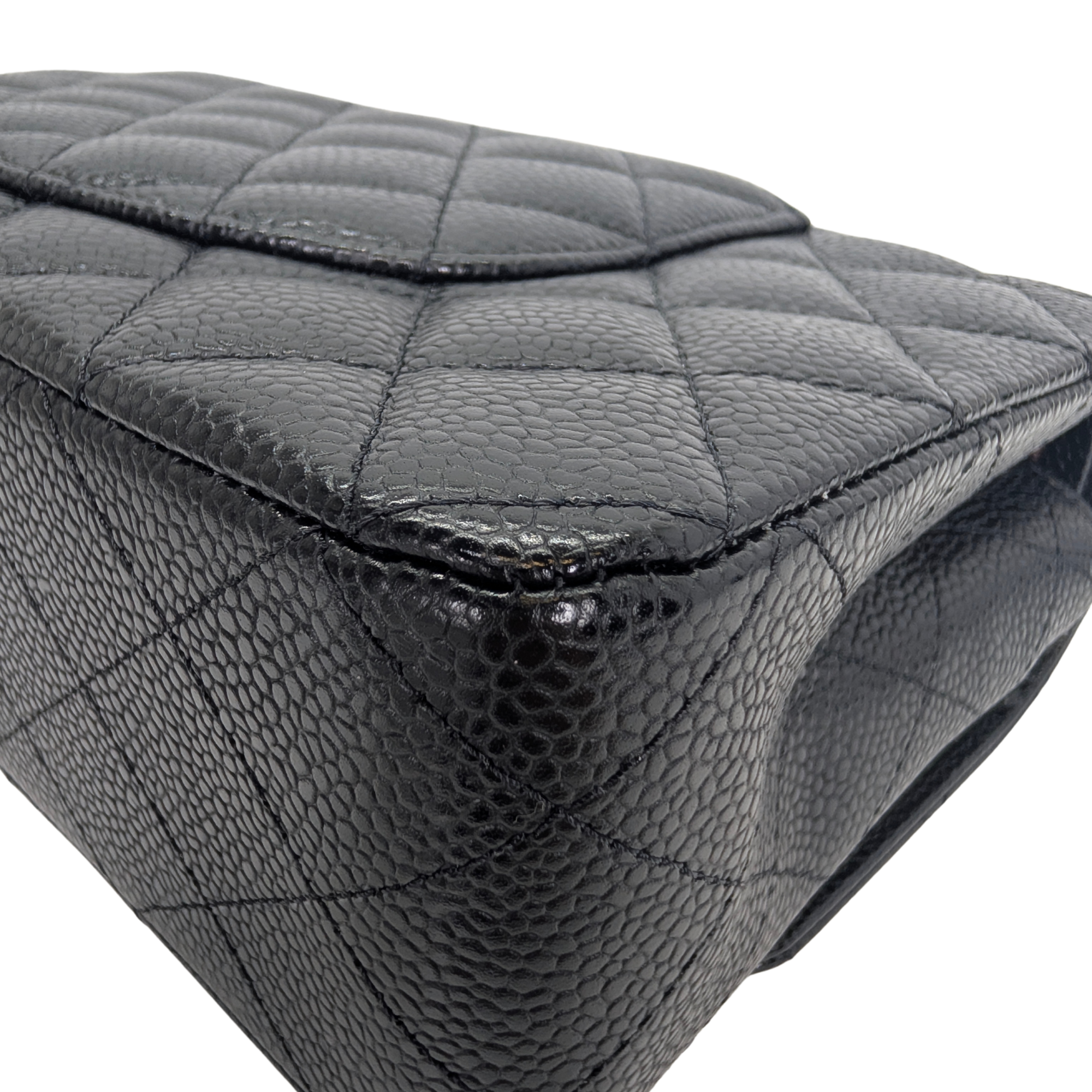 Chanel Classic Flap Bag Caviar Leather Medium Black (Microchip)