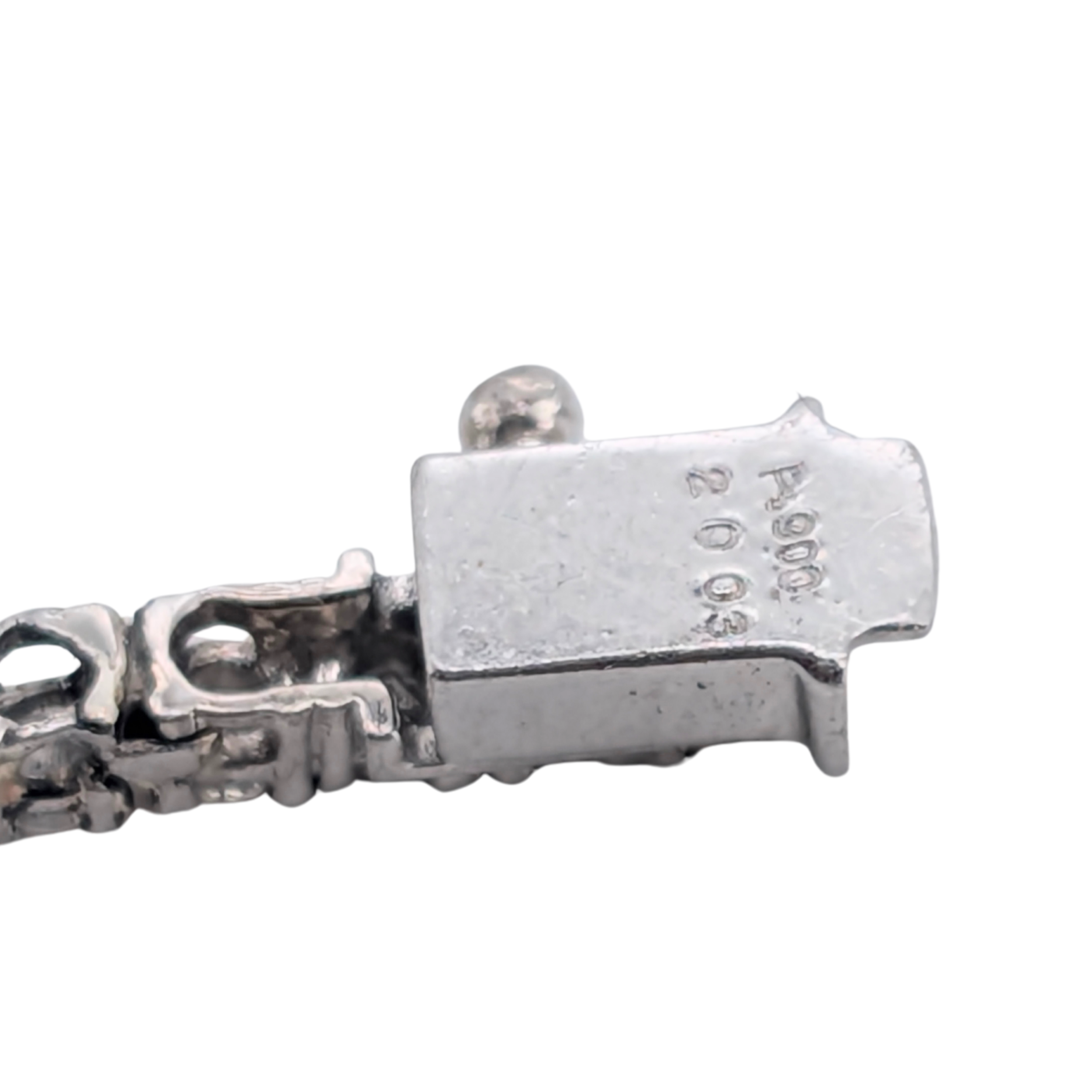 20.0ct 天然明亮式切割渐变钻石网球项链 · 铂金