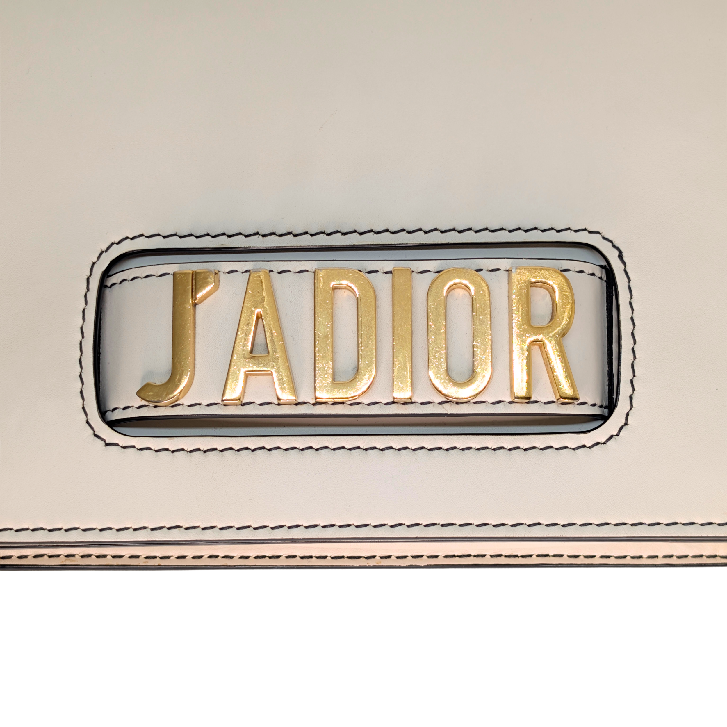 Dior JaDior 中号白色牛皮肩背包