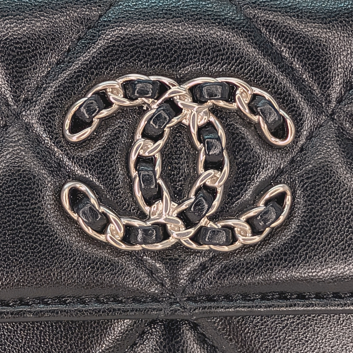 Chanel 19 Short Wallet Lambskin