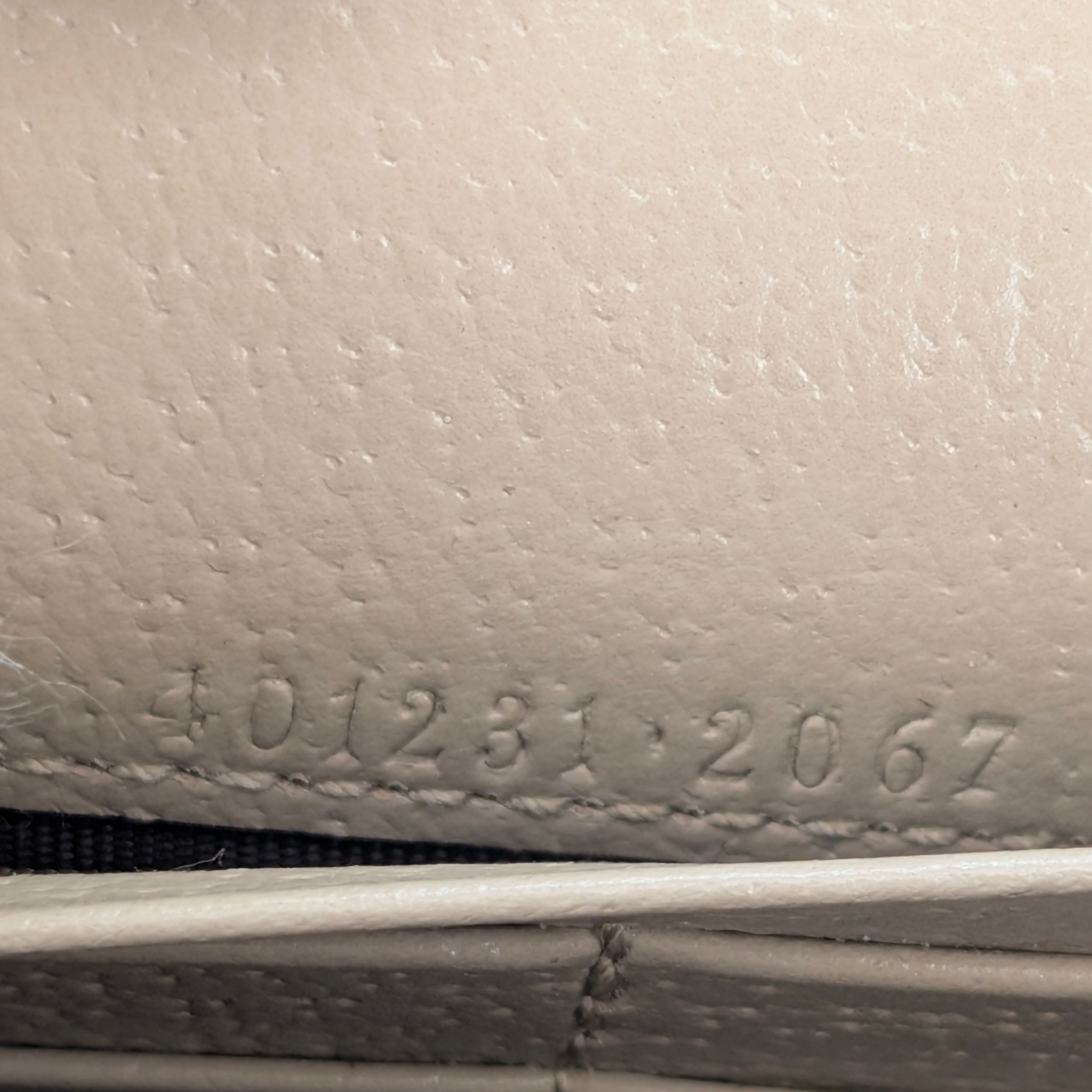 Gucci Dionysus GG Supreme Chain Wallet Beige