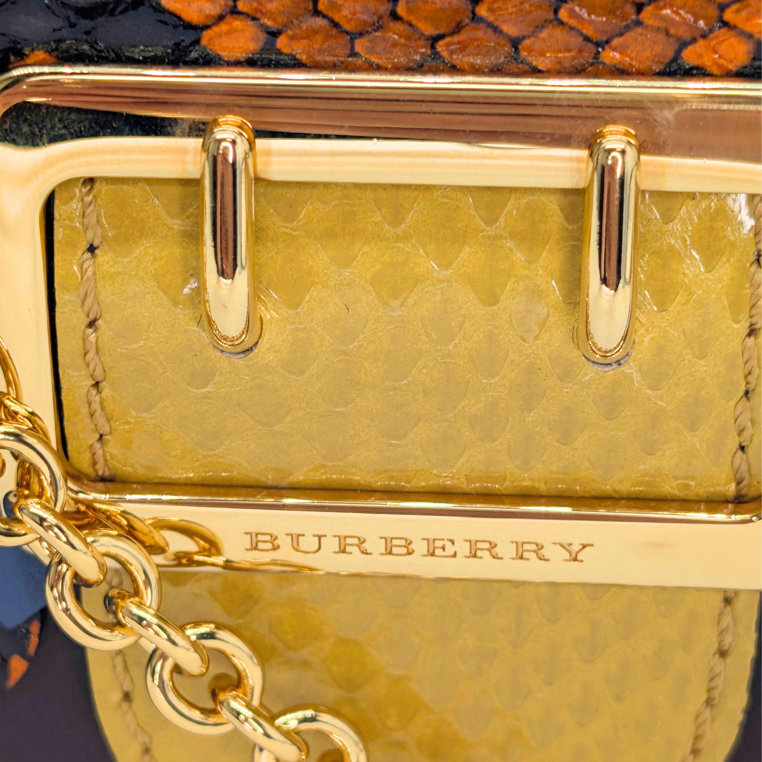 Burberry迷你扣环包猫头鹰野兽系列斜挎包