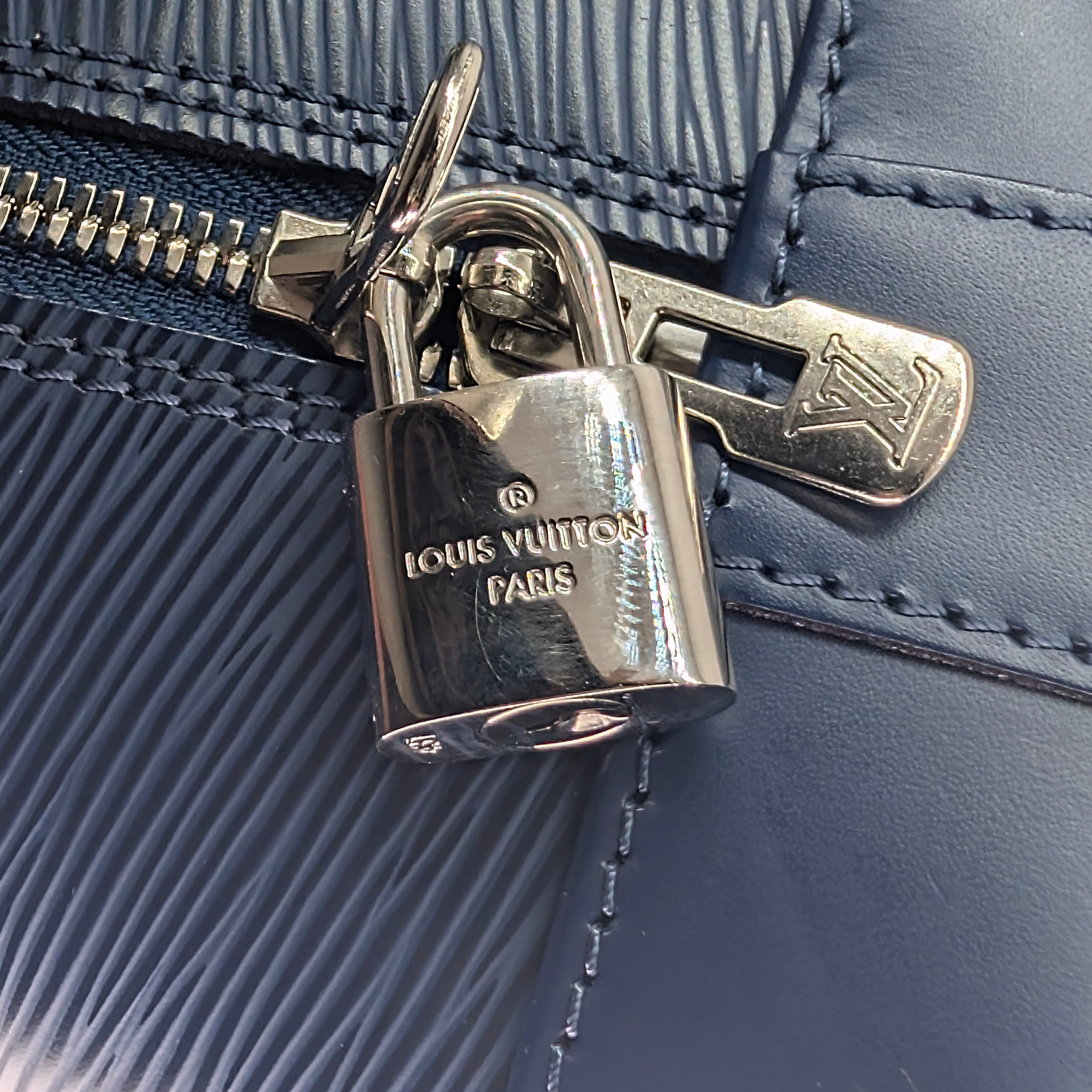 Louis Vuitton Alma GM Epi Leather Bag Navy Blue