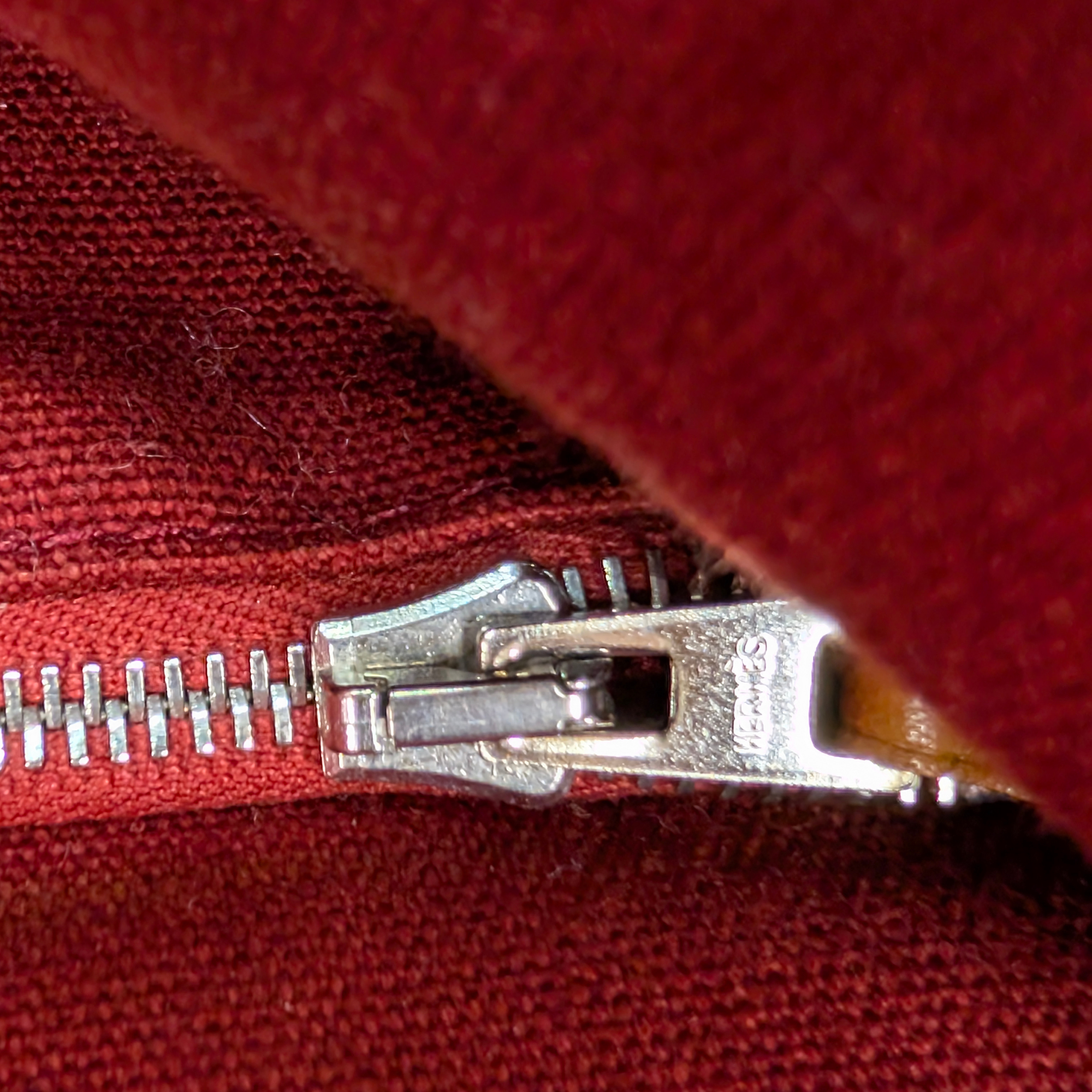 Hermes Fourre-toute Bassas Shoulder Bag Red