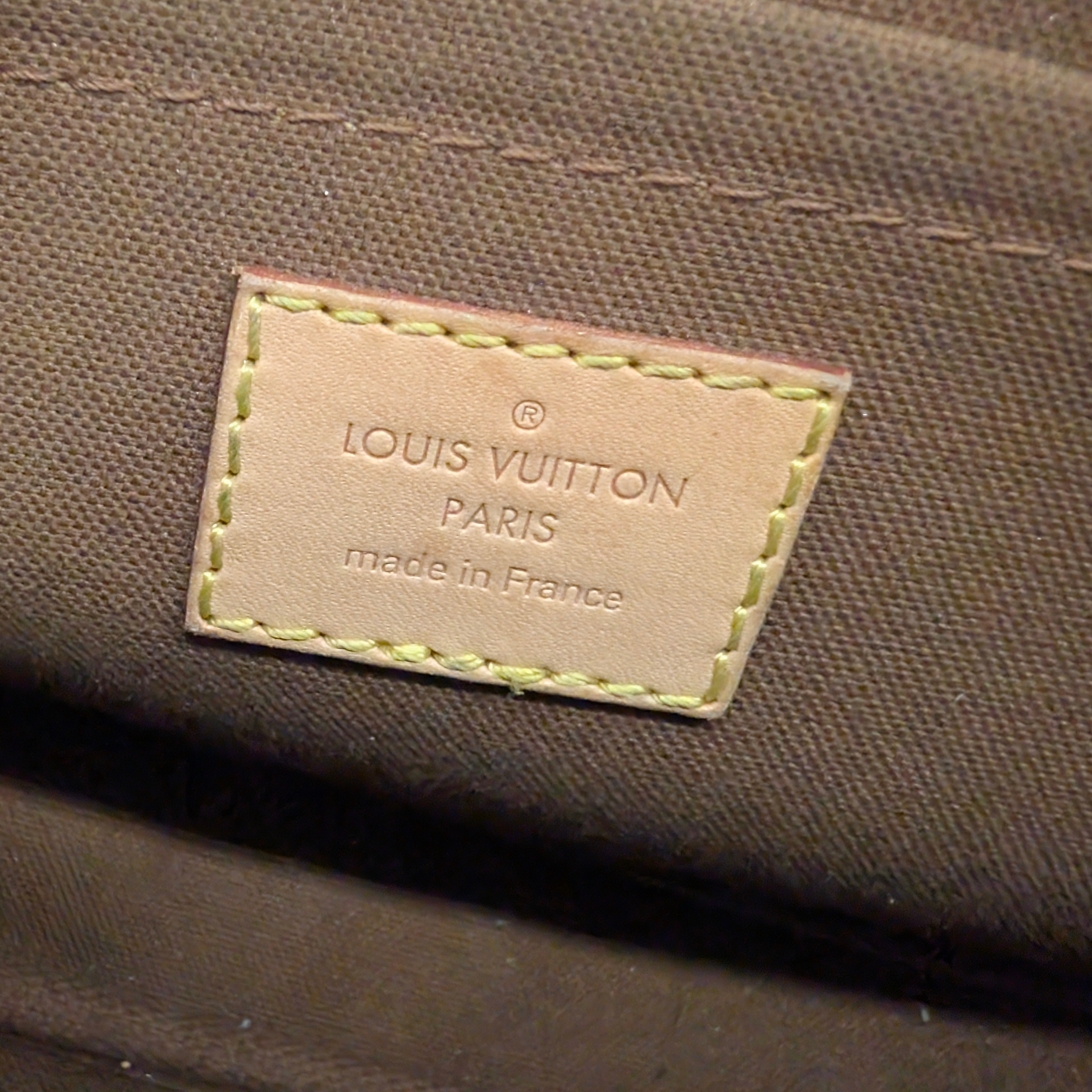 Louis Vuitton Multi Pochette Accessoires Monogram Bag
