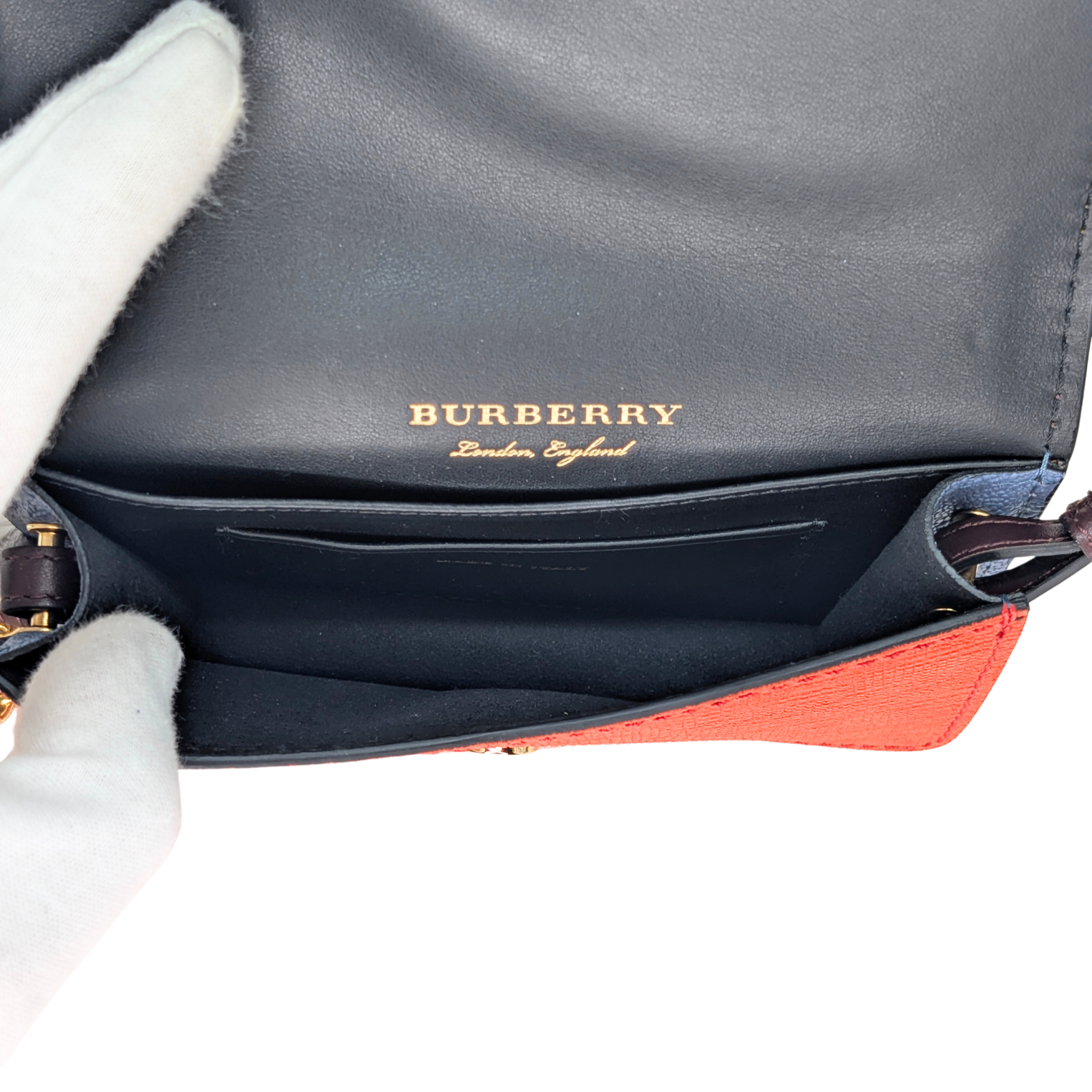 Burberry迷你扣环包猫头鹰野兽系列斜挎包