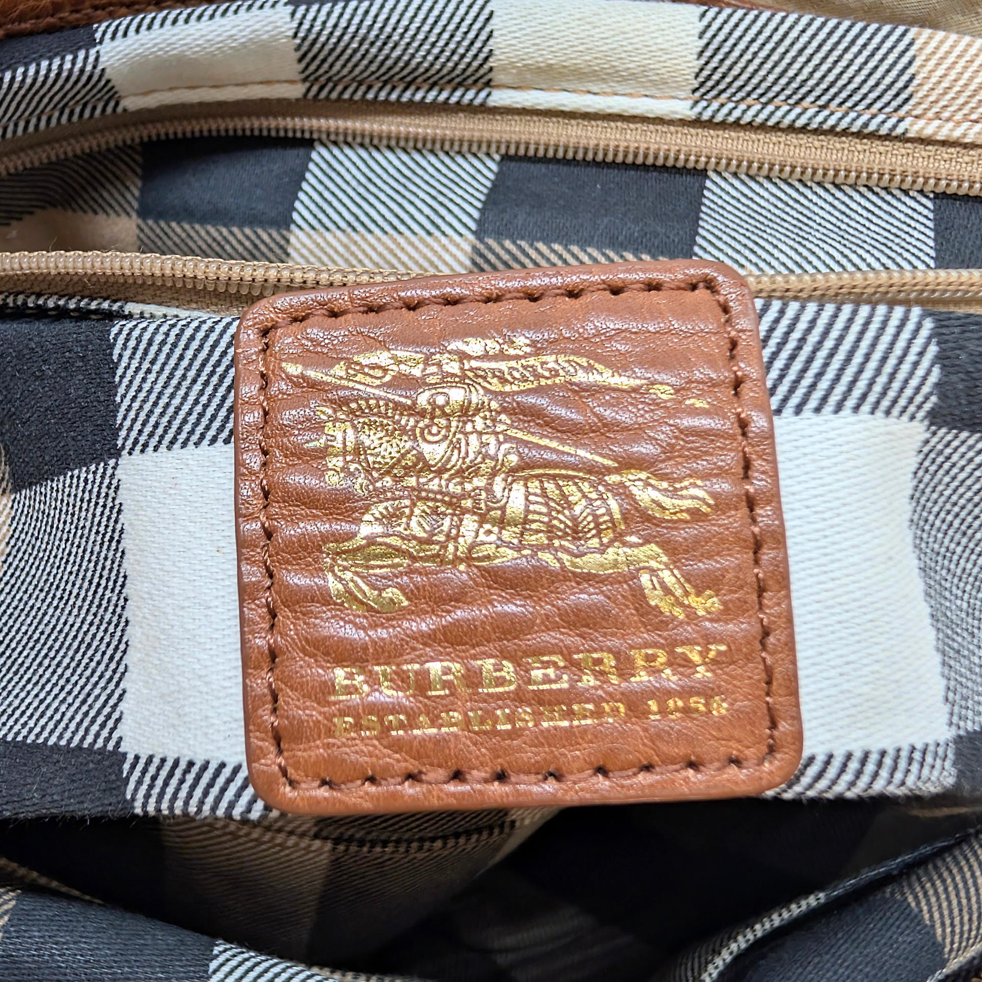 Burberry 刺绣帆布拼皮革保龄球单肩包