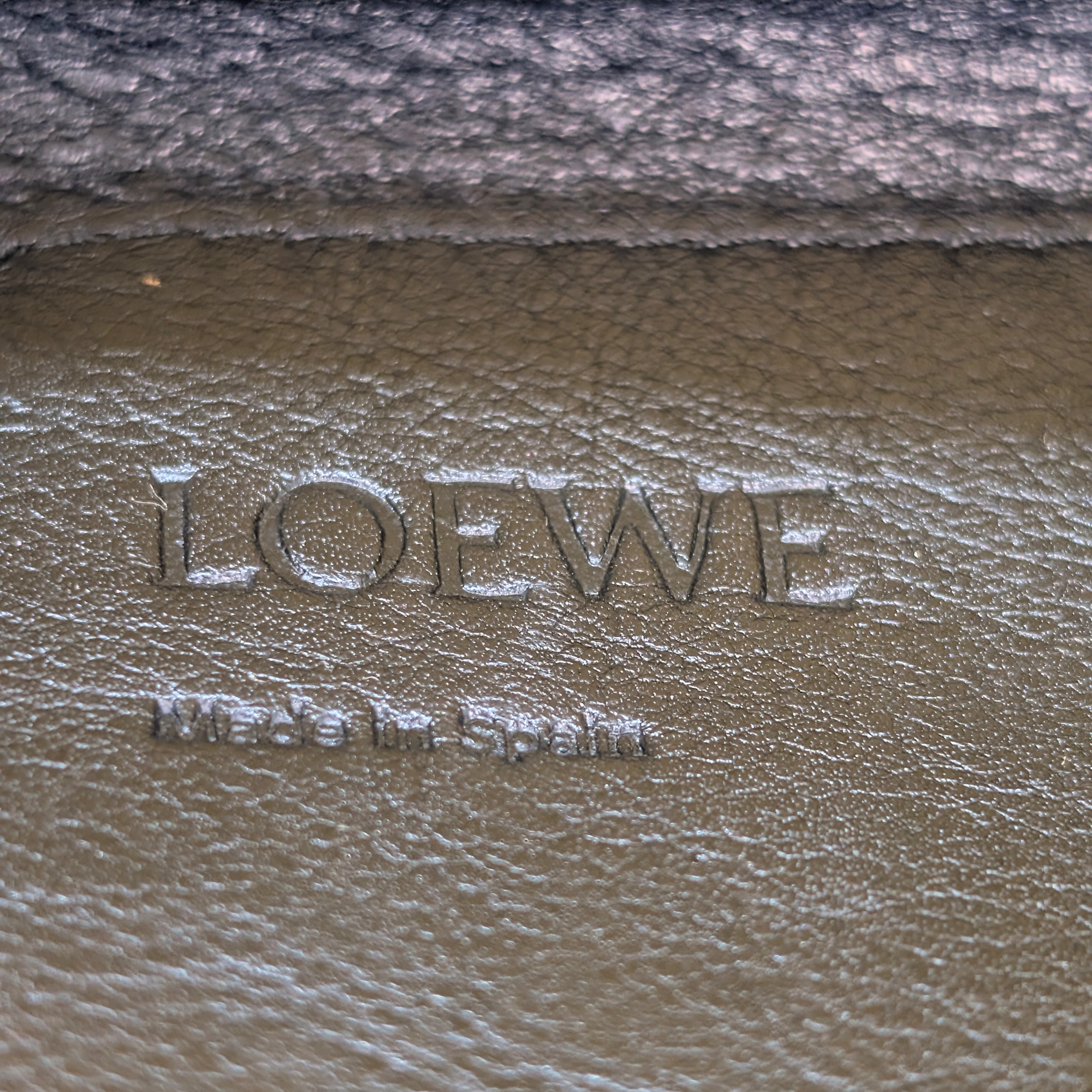 Loewe Mini Lazo 黄色手袋