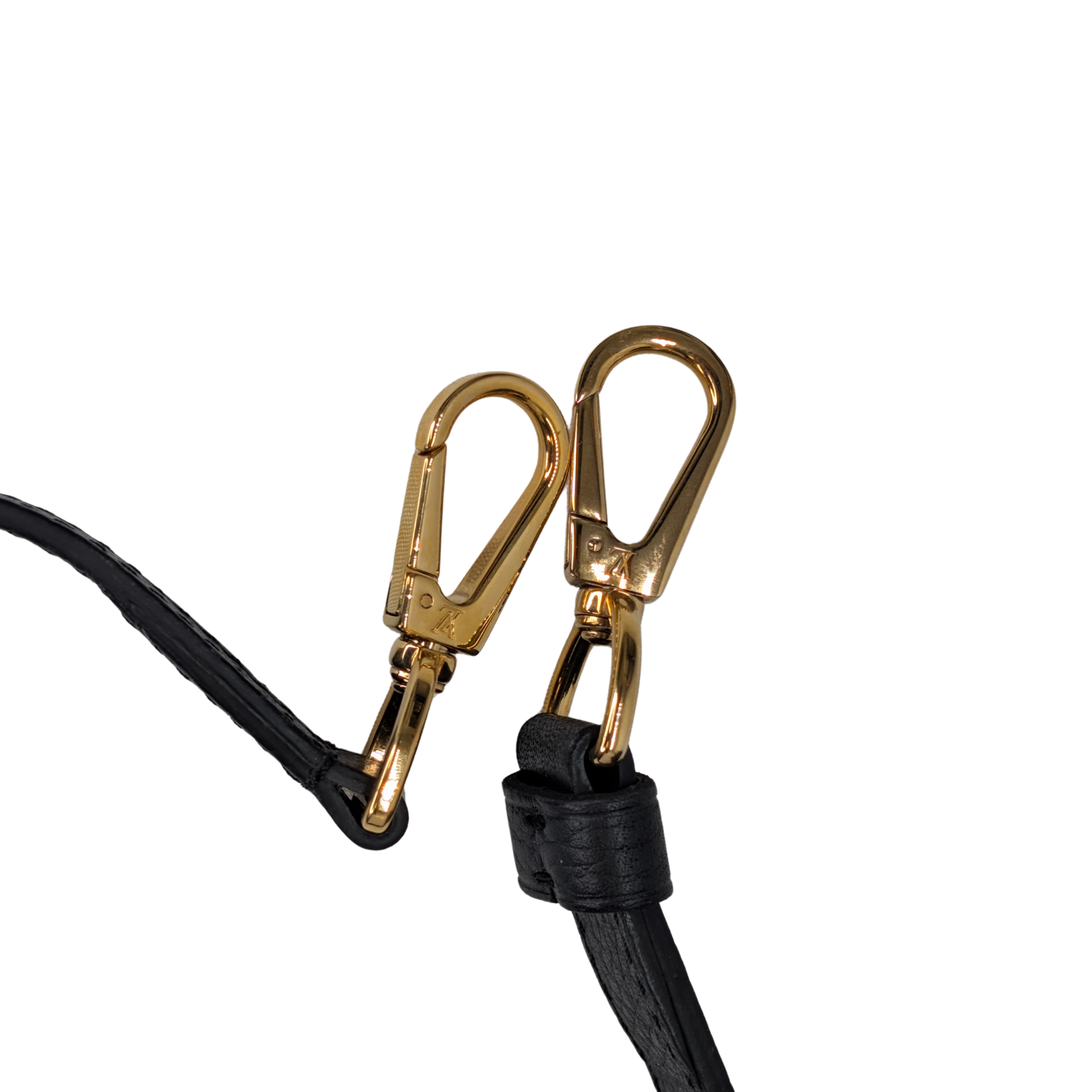 路易威登Capucines PM手袋Taurillon牛皮黑色