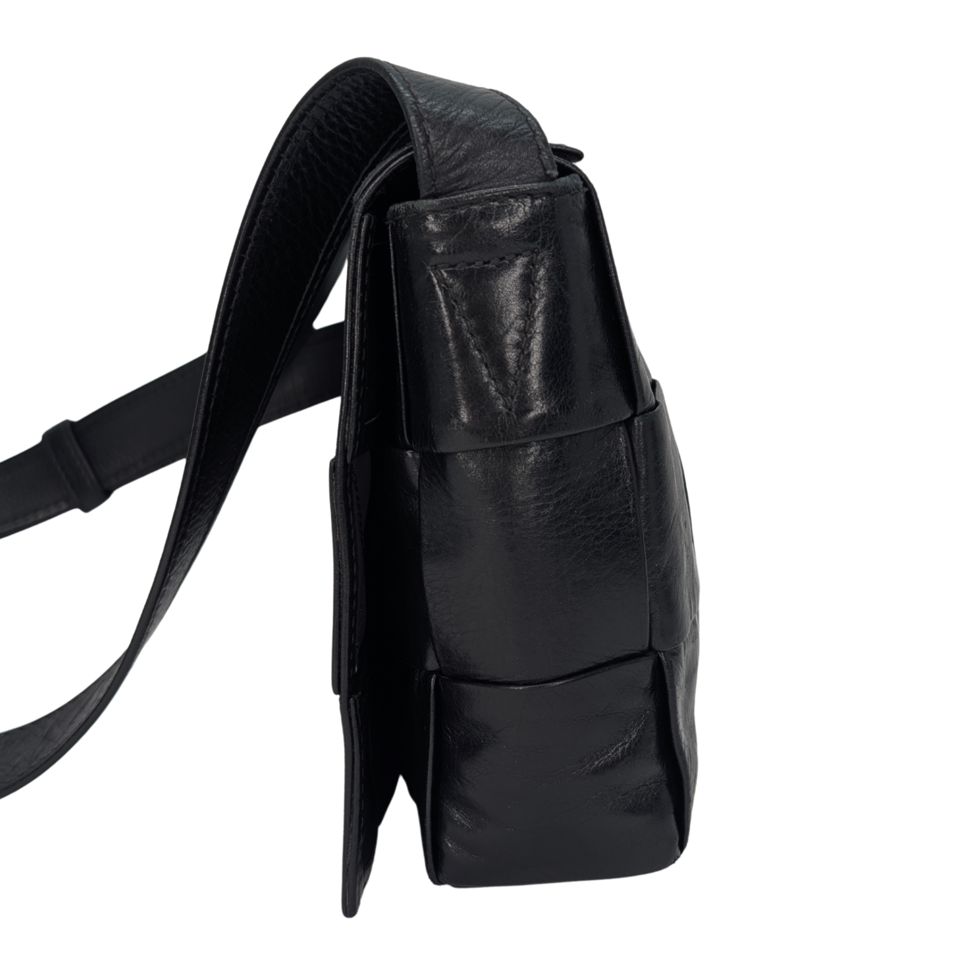 Bottega Veneta Intrecciato Cassette 包 黑色