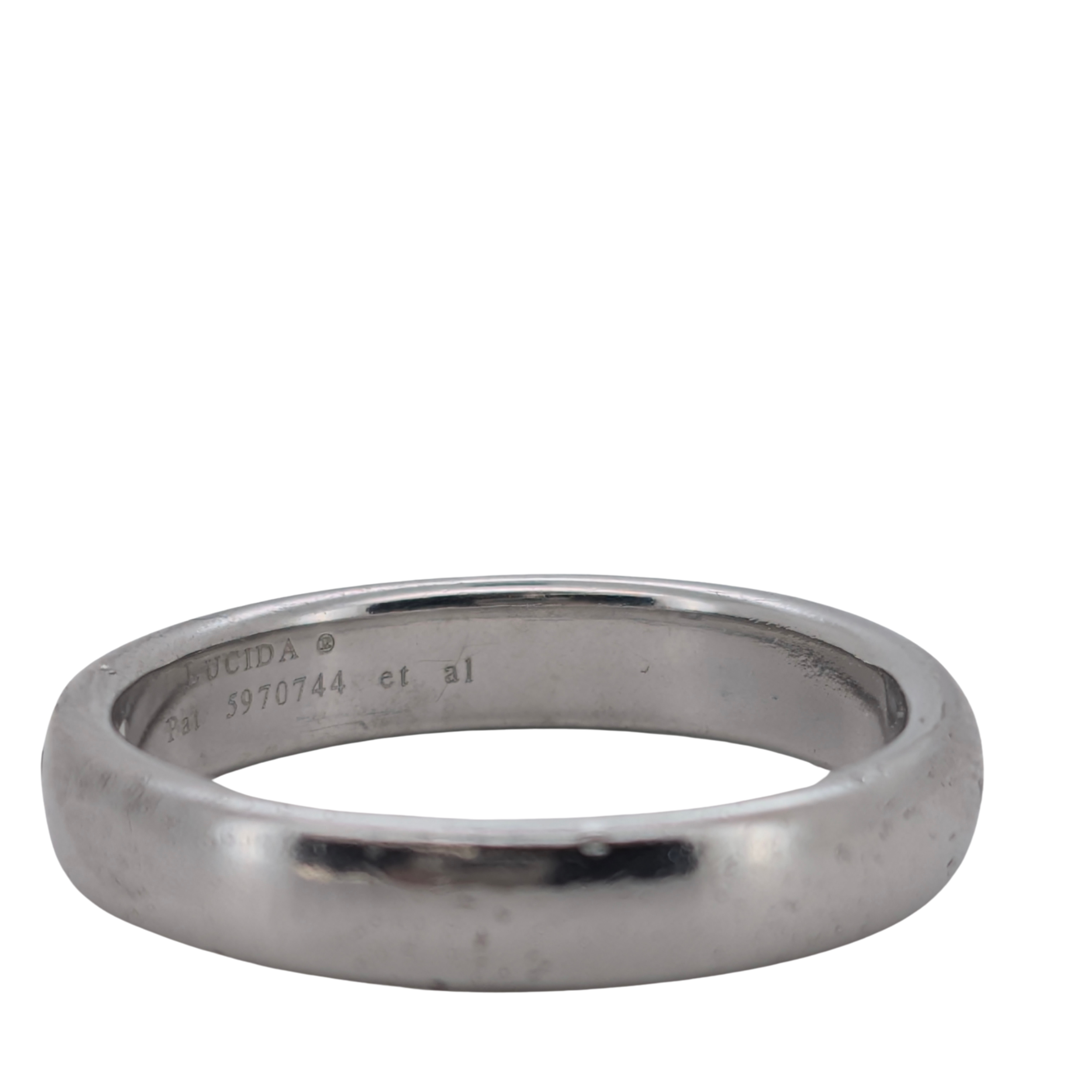 Tiffany & Co. Forever 铂金 Lucida 方钻戒指