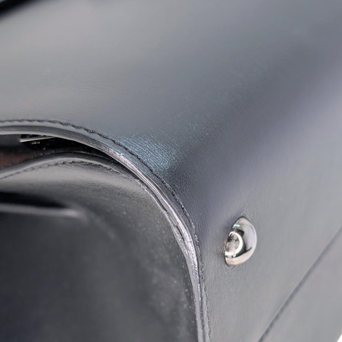 Delvaux Brillant MM Shoulder Bag Black