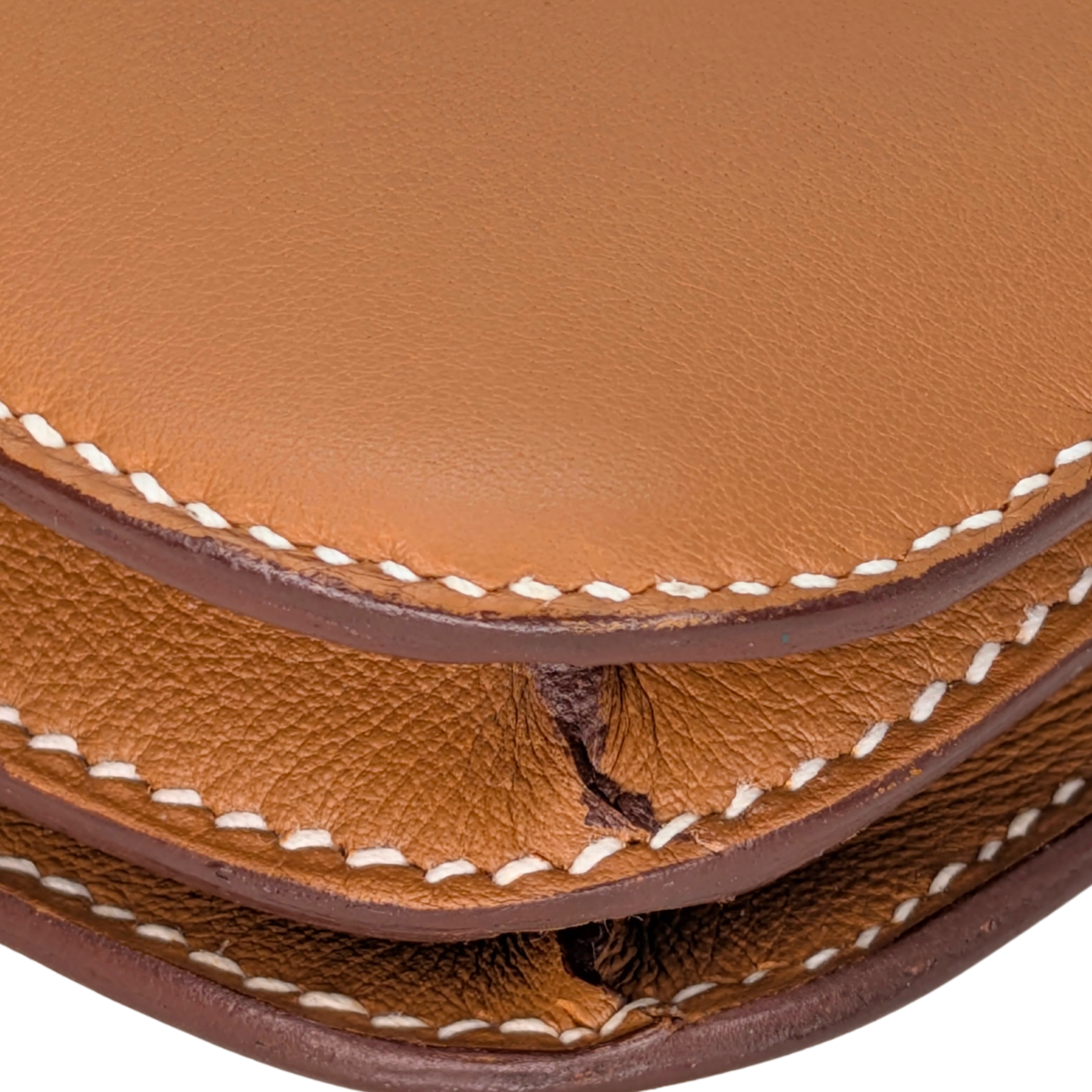Hermès 爱马仕 Mini Constance 18 · 金棕色 Swift 皮 · 金扣 · C刻