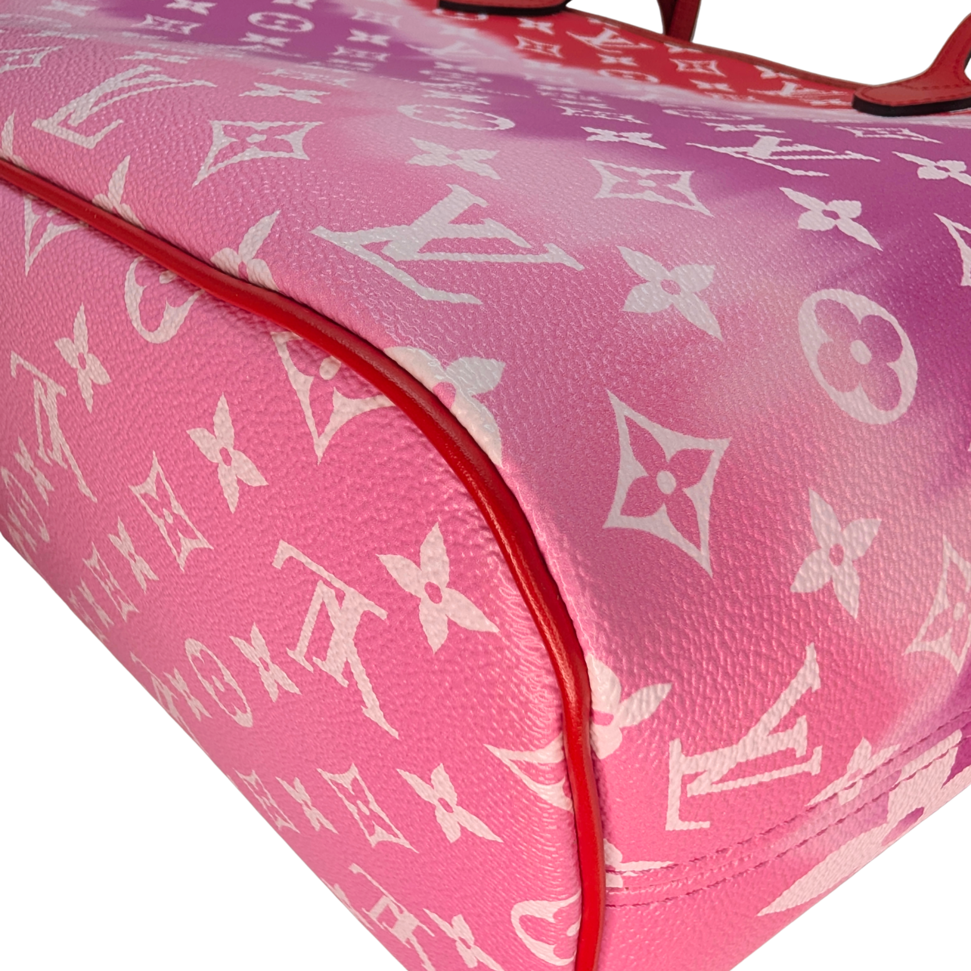 Louis Vuitton Escale Neverfull MM Rouge