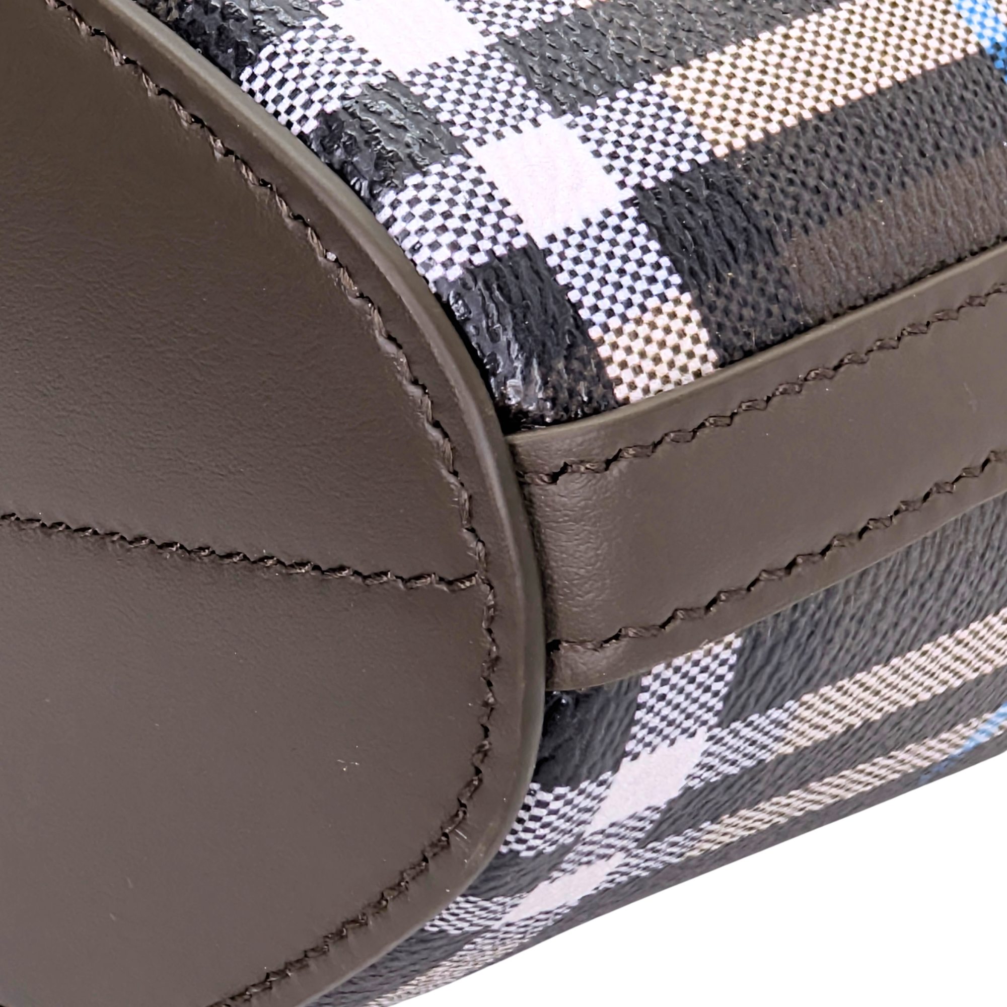 Burberry 迷你抽绳水桶包 灰色