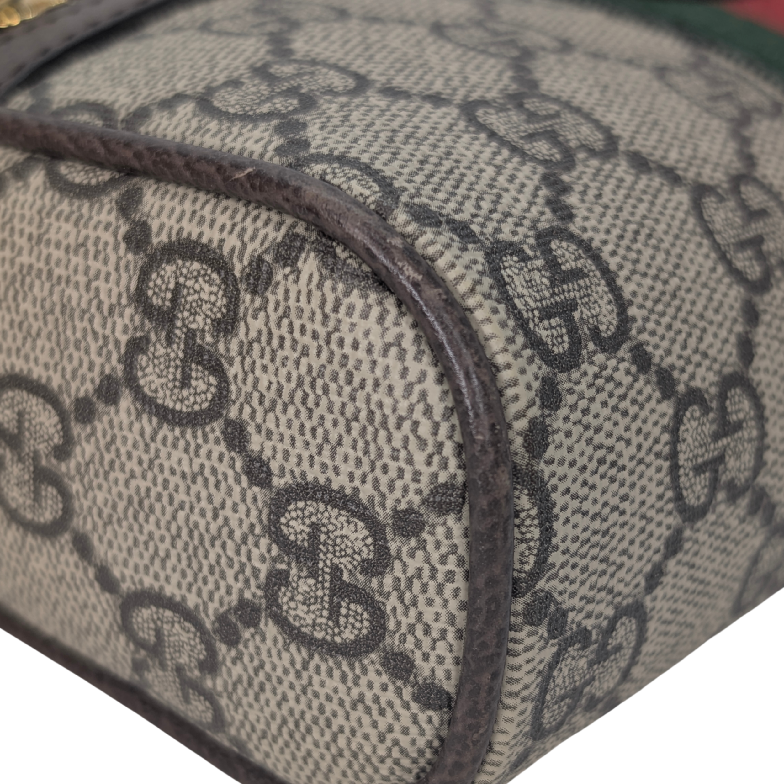 Gucci Ophidia GG Supreme 迷你单肩包