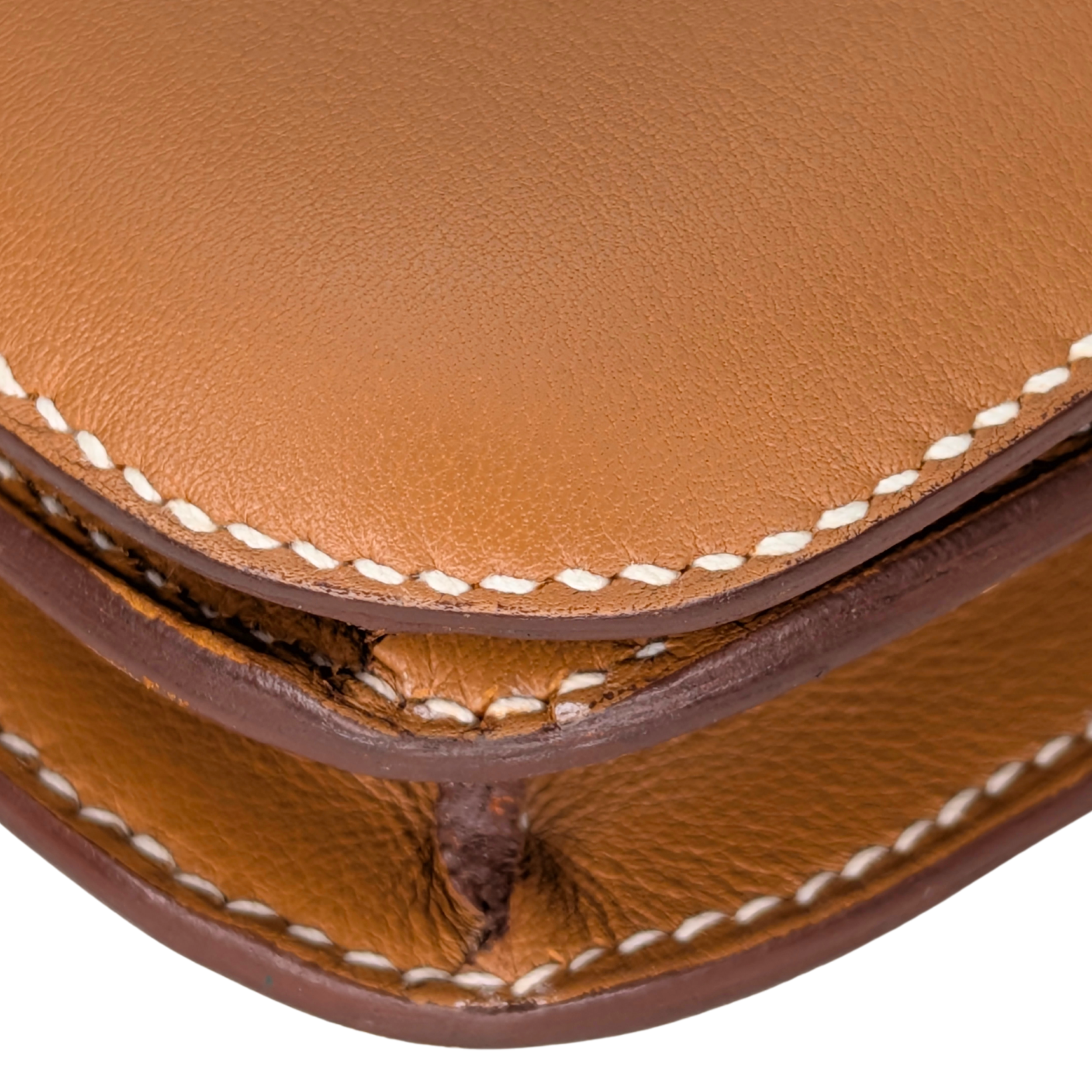 Hermès 爱马仕 Mini Constance 18 · 金棕色 Swift 皮 · 金扣 · C刻