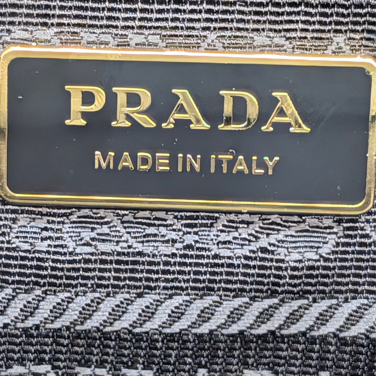 Prada Galleria Medium Saffiano Leather Black