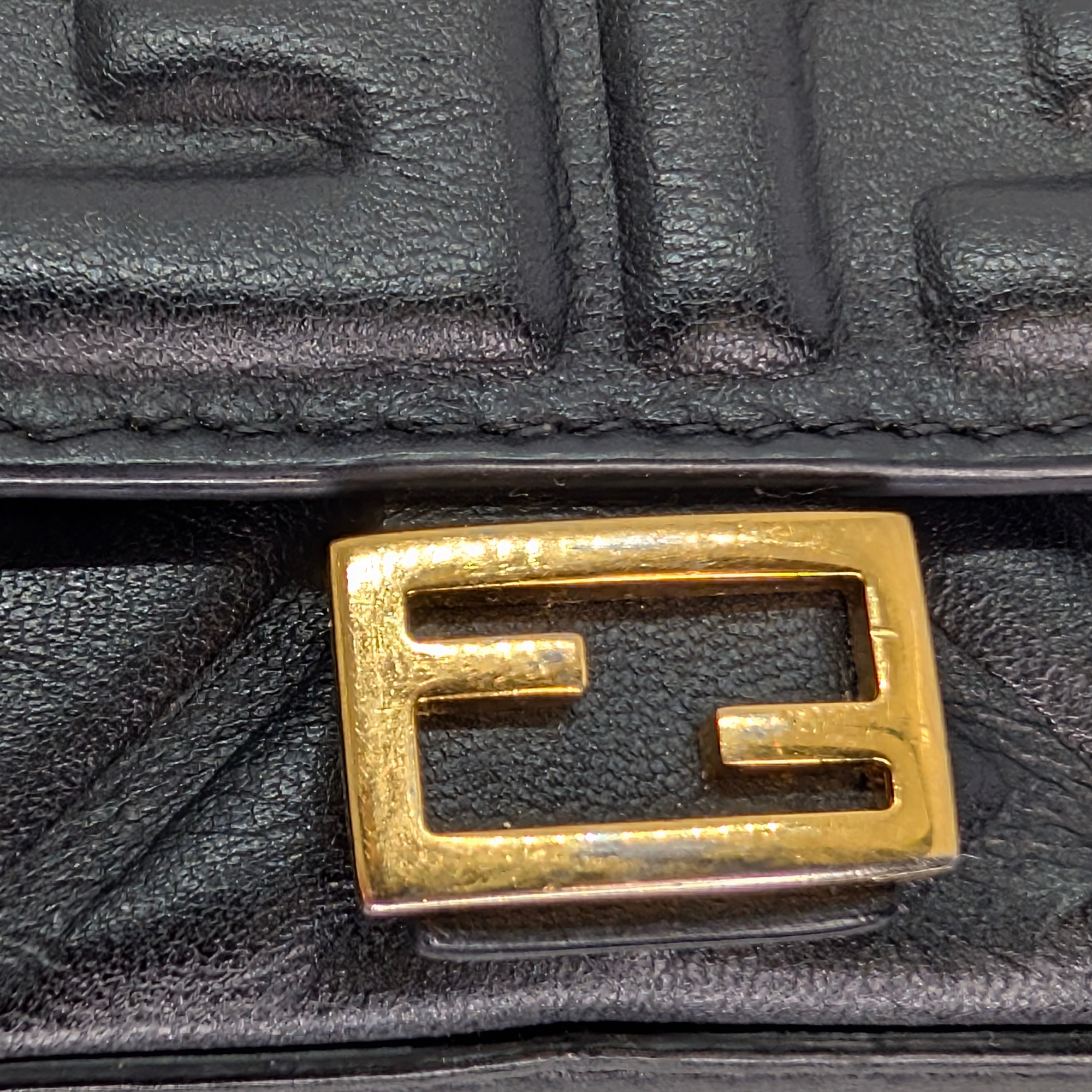 Fendi Nano Baguette 包饰 黑色