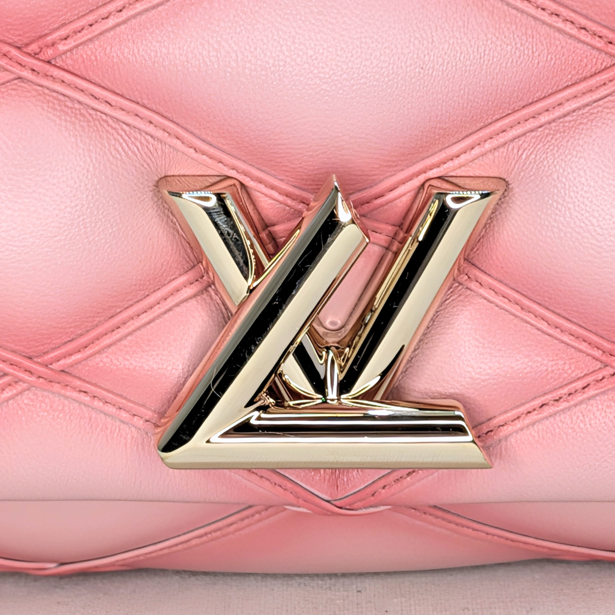 Louis Vuitton Go-14 Raspberry MM Handbag