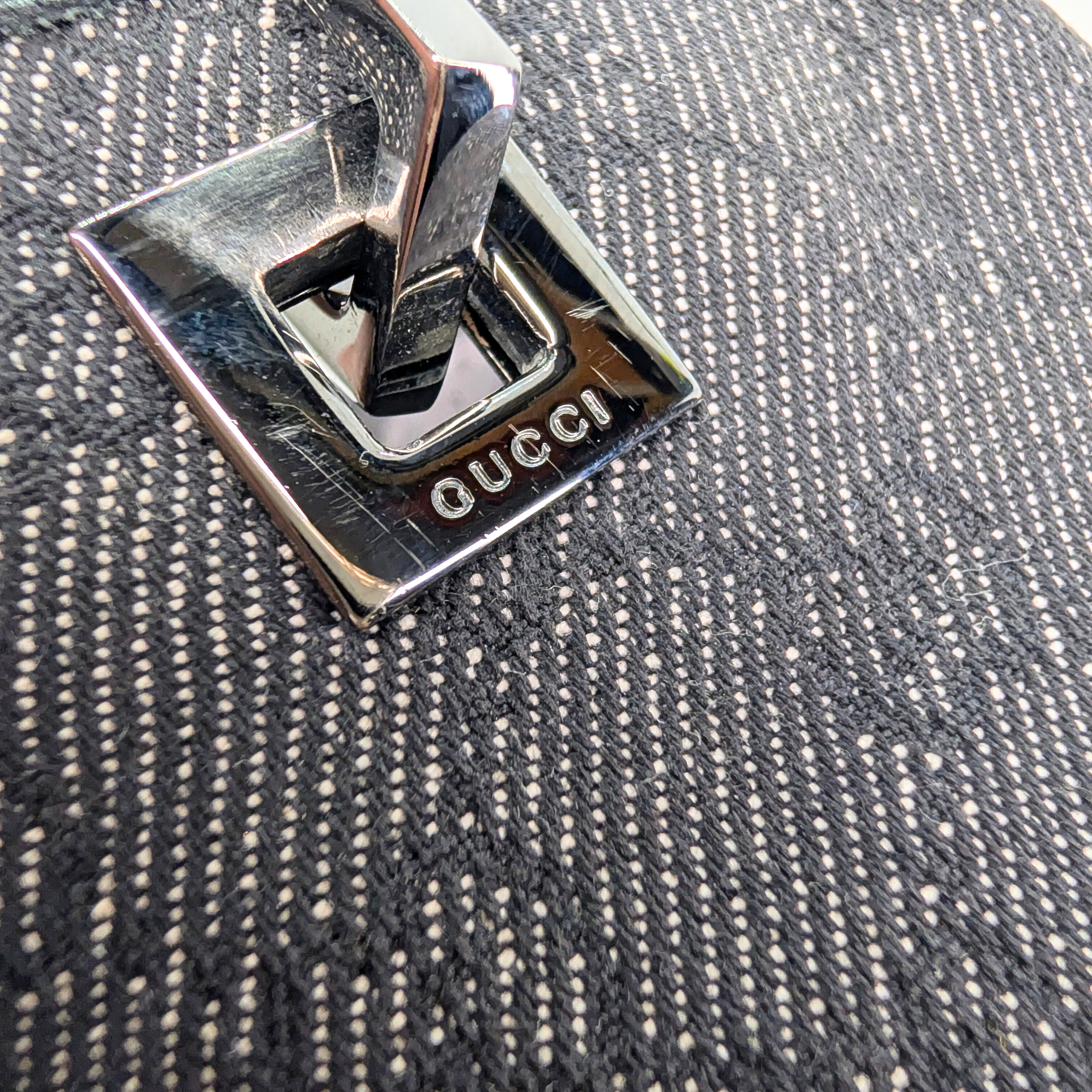 Gucci GG 牛仔布小号单肩托特包