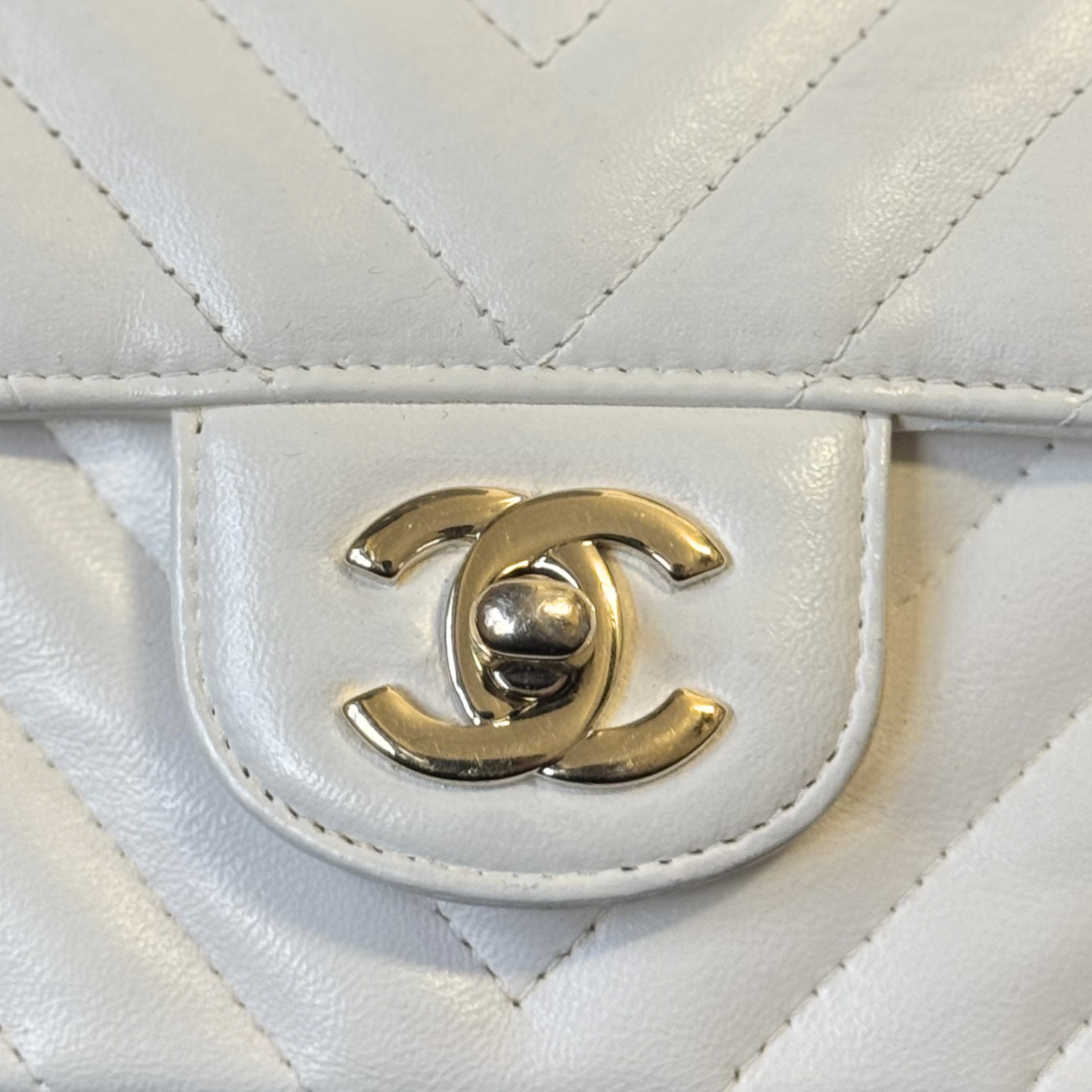 Chanel Mini Flap Bag Chevron lambskin White