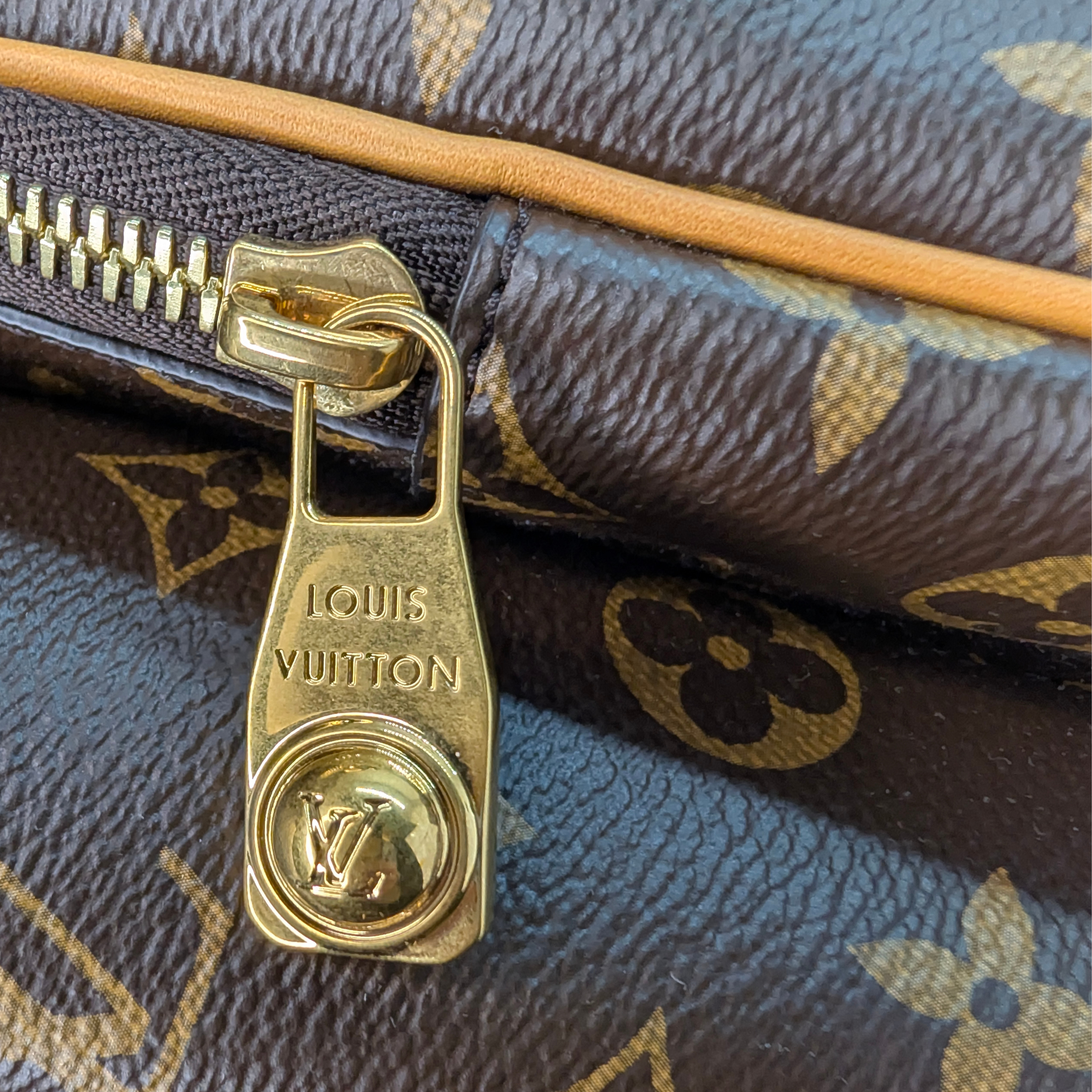 路易威登Montsouris Cargo双肩包Monogram