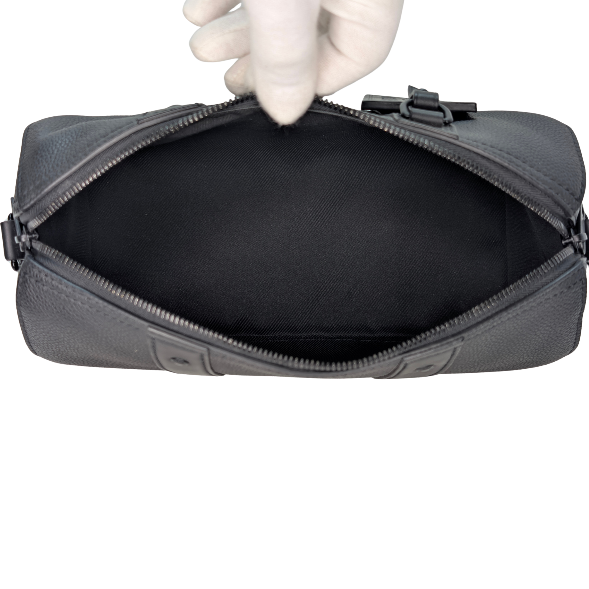 路易威登 Aerogram City Keepall 粒面皮革 黑色