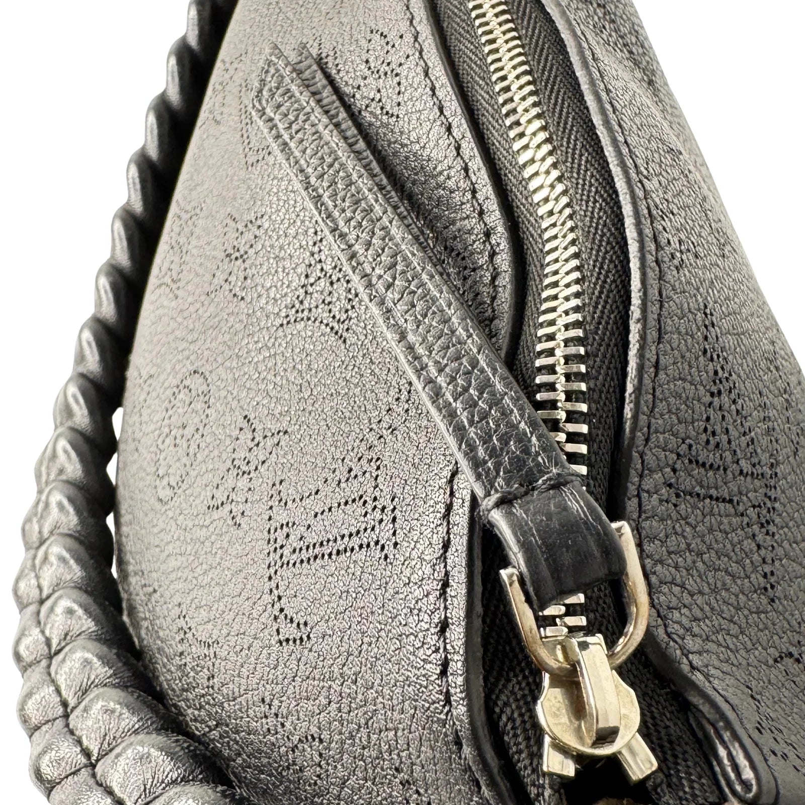 Louis Vuitton Mahina Babylone Chain BB – Black Bag - Lost Designer