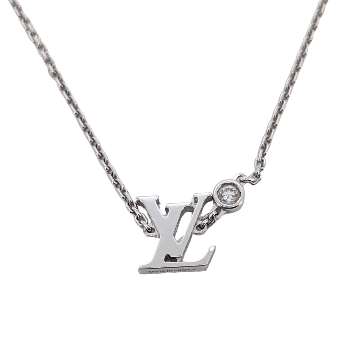 Louis Vuitton Idylle Blossom LV Pendant 18k White Gold Diamond