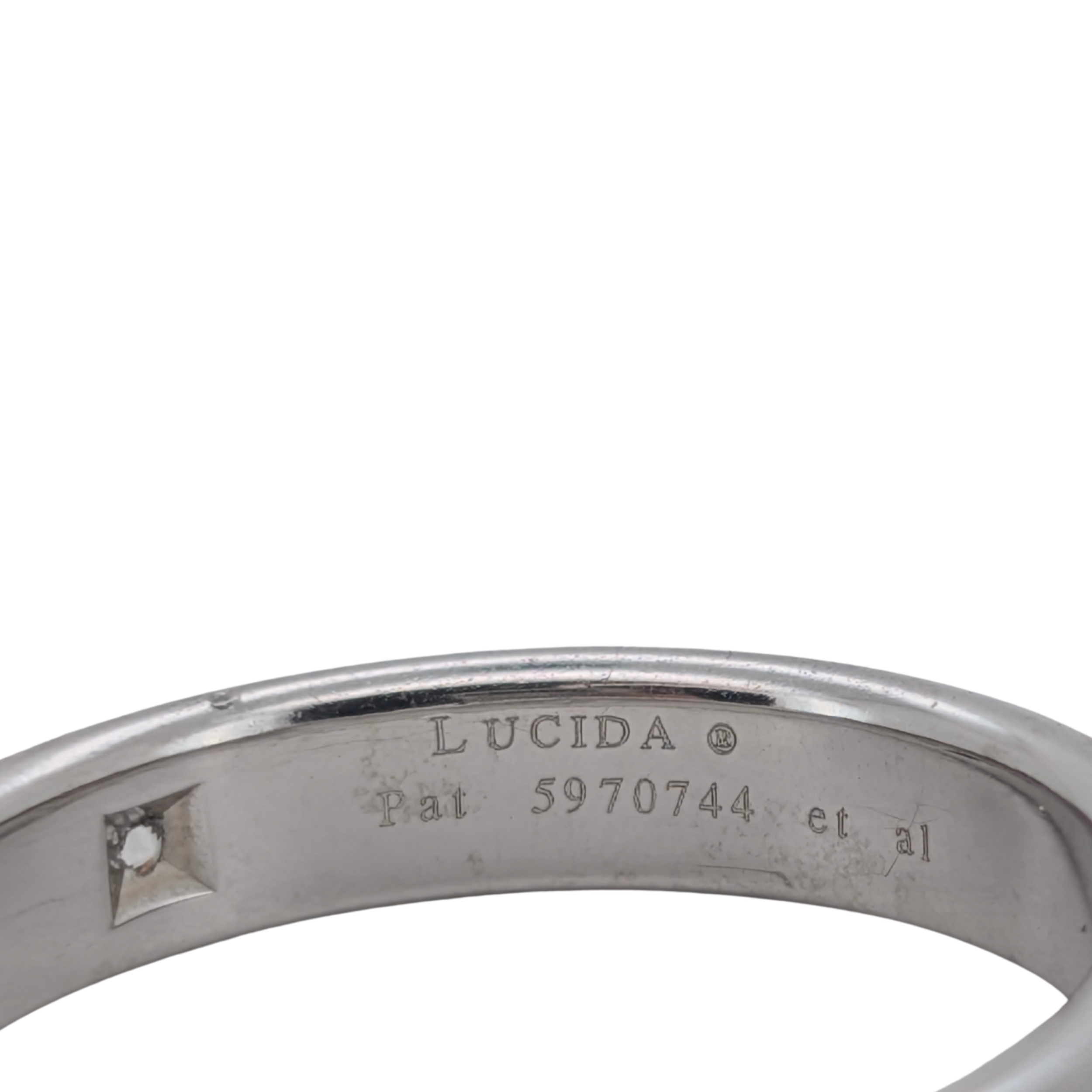 Tiffany & Co. Forever 铂金 Lucida 方钻戒指
