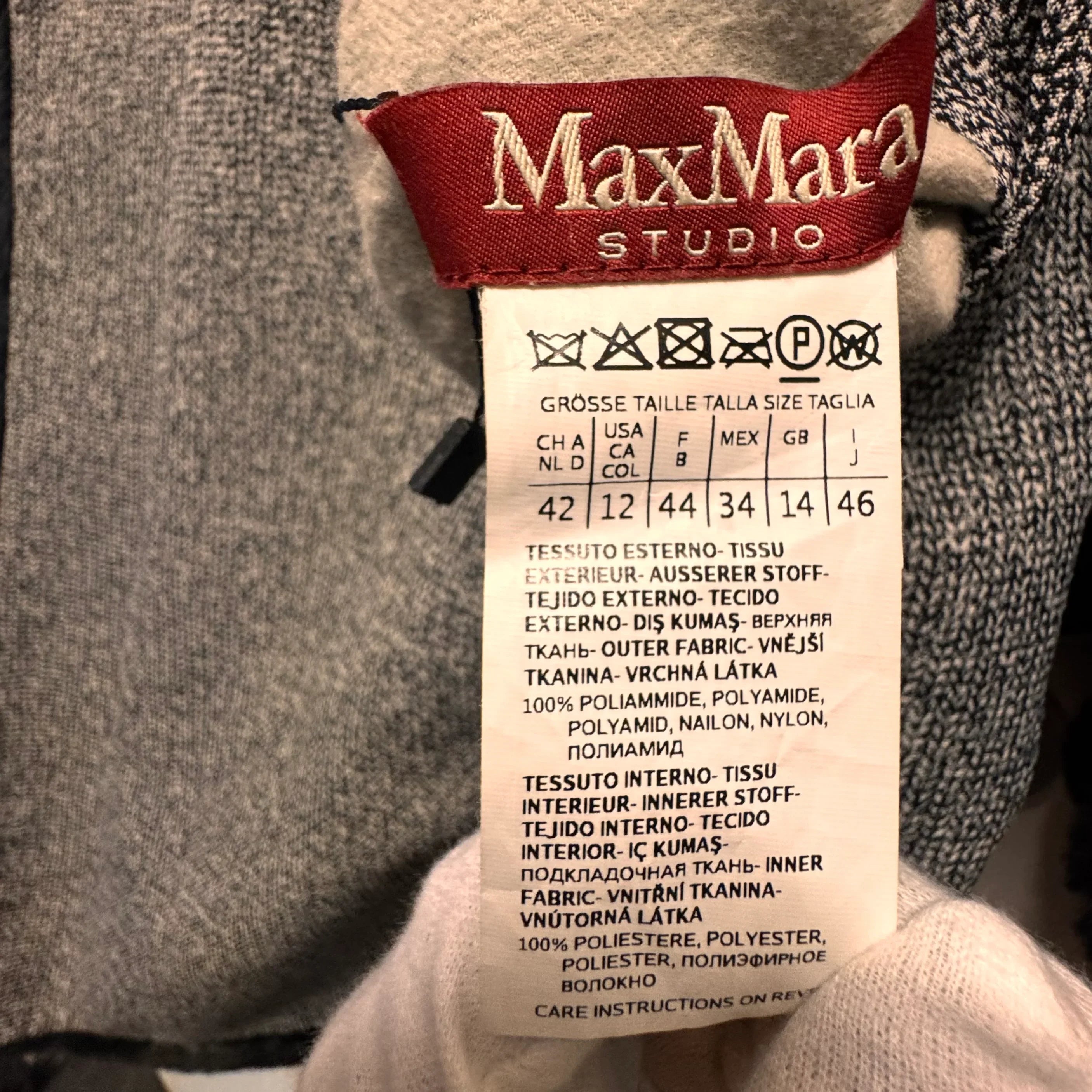 Max Mara Oversized Grey Wool Blend Coat Faux Fur – Size 42 - Lost Designer
