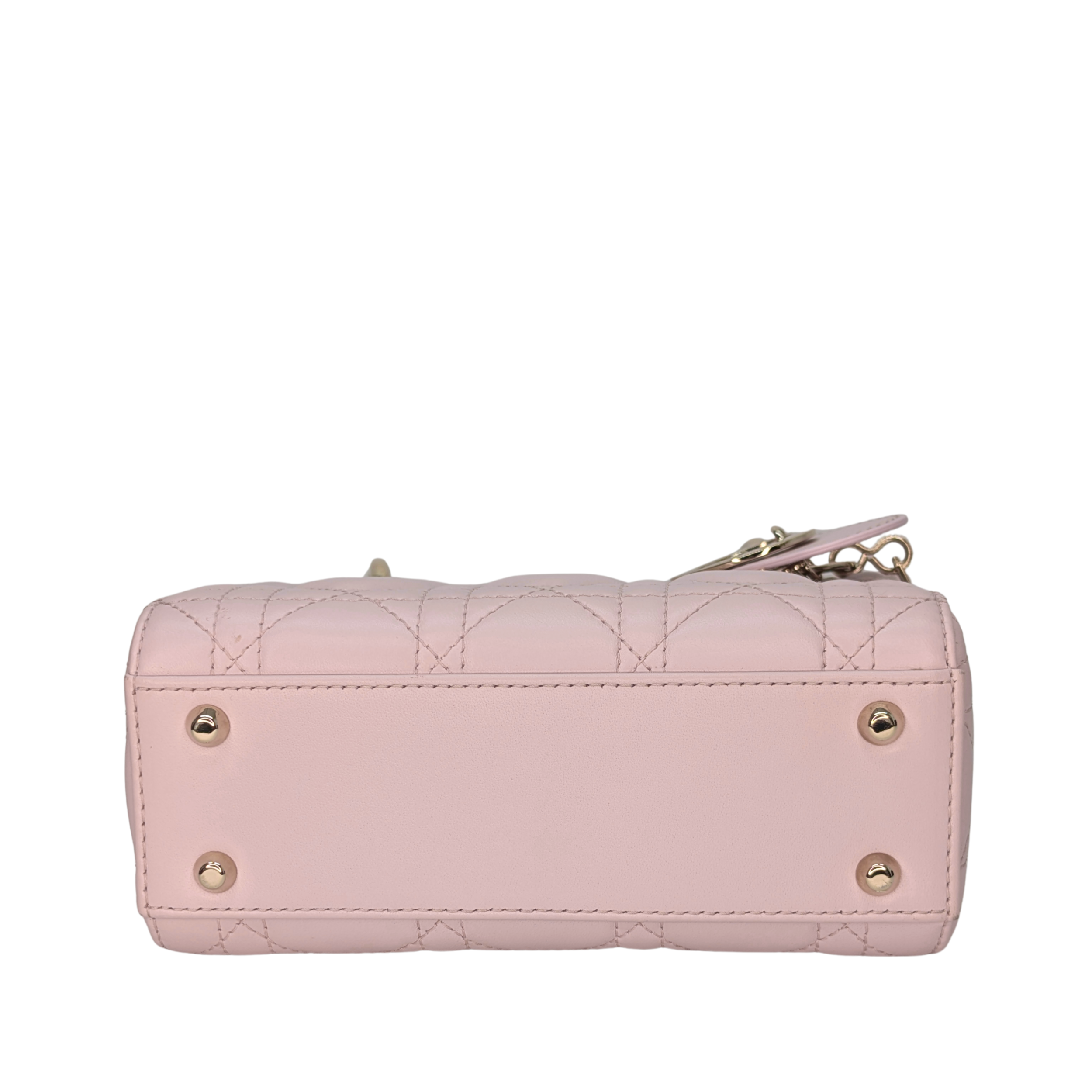 迪奥戴妃包迷你藤格纹粉色包