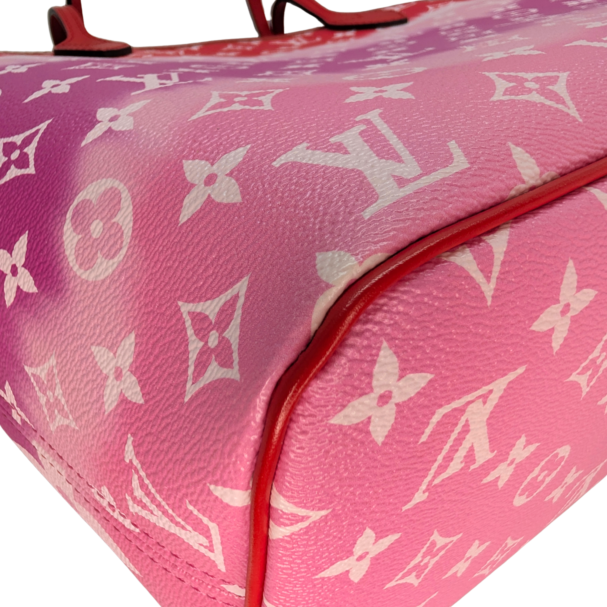Louis Vuitton Escale Neverfull MM Rouge
